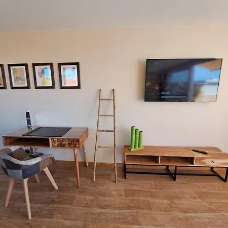 Veles Aparthotel Cannes